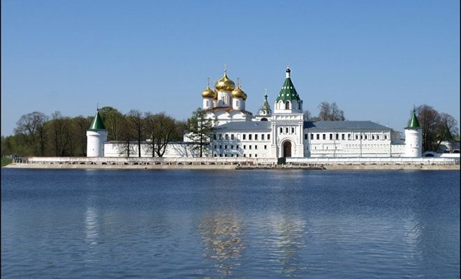 Le monastère Ipatiev à Kostroma, Russie